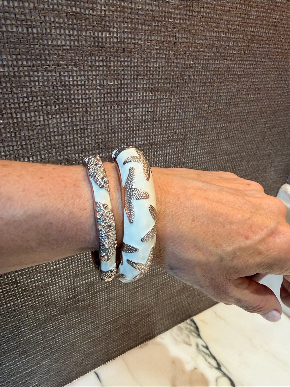 Elegant White and Gold Crystal Enamel Bracelet